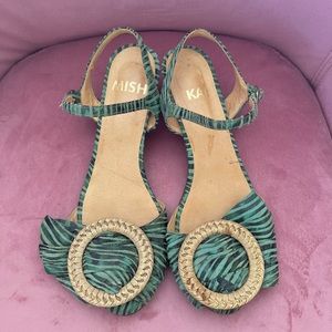 Mishka Sandal